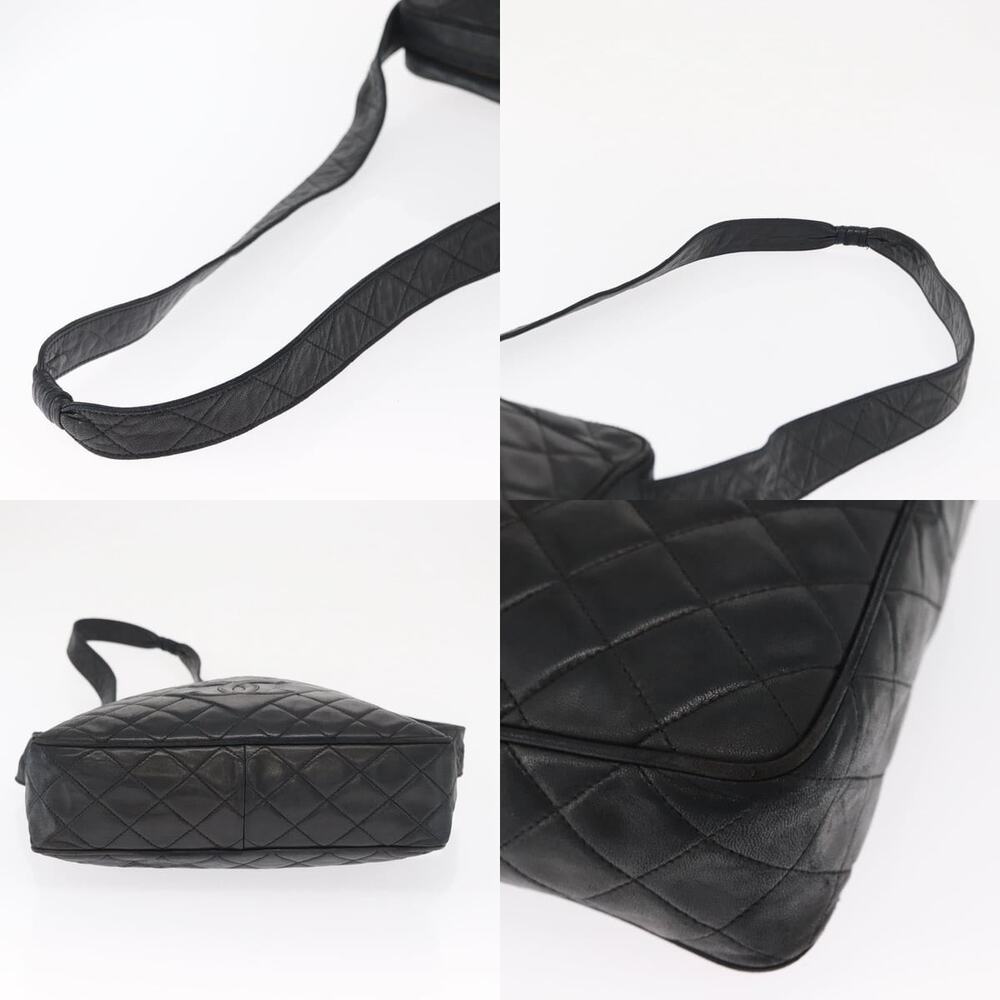 Chanel Matelasse Shoulder Bag - Picture 4 of 7